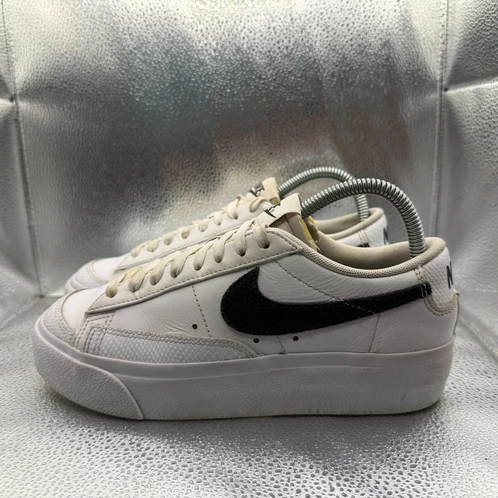 Size‎ 7 Nike Blazer Low White Womens Lace-Up Platform Athletic Shoes DZ5210-100